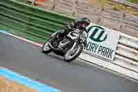 Vintage-motorcycle-club;eventdigitalimages;mallory-park;mallory-park-trackday-photographs;no-limits-trackdays;peter-wileman-photography;trackday-digital-images;trackday-photos;vmcc-festival-1000-bikes-photographs